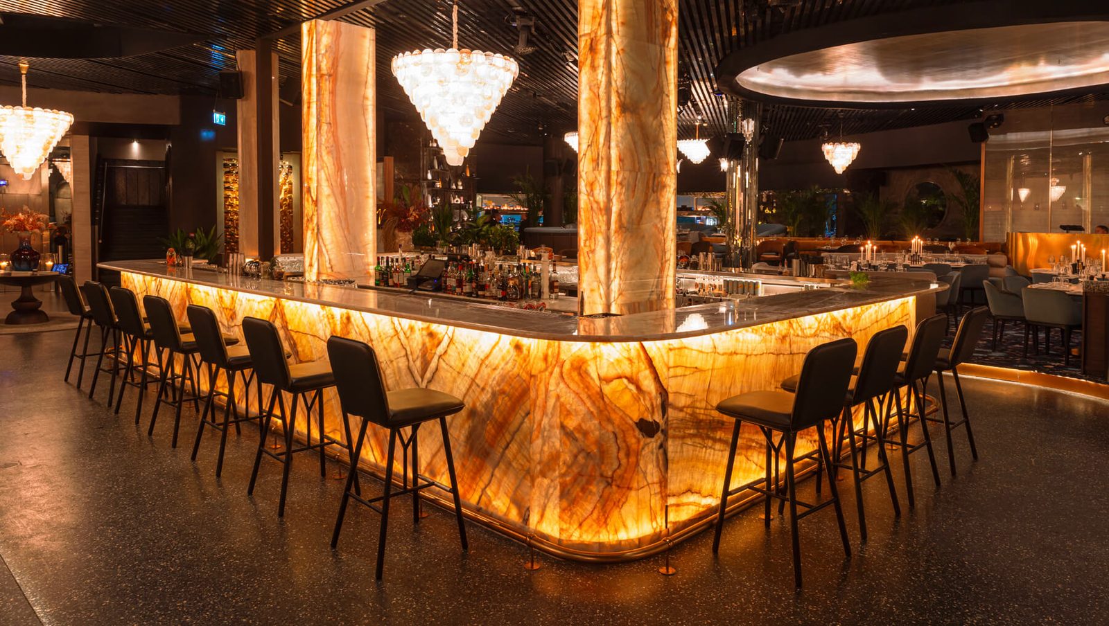 The bar at Verde Dubai